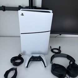 PS5 Slim Disc Edition - Like New