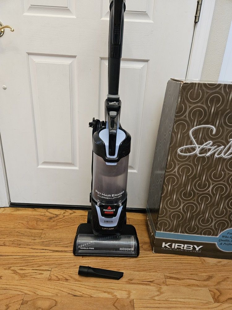 New Cond BISSEL VACUUM CLEANER WORKS EXCELLENT , AMAZING POWER SUCES , ,