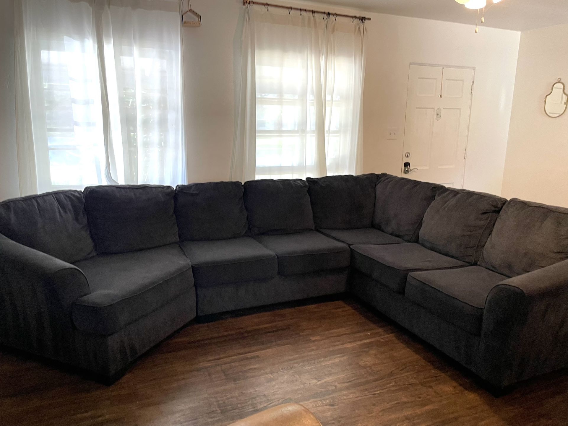 Large Sofa Couch 3-piece sectional with cuddler