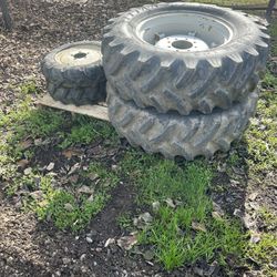 Tractor Tires, Full Set With Rims, Off Ford 1720