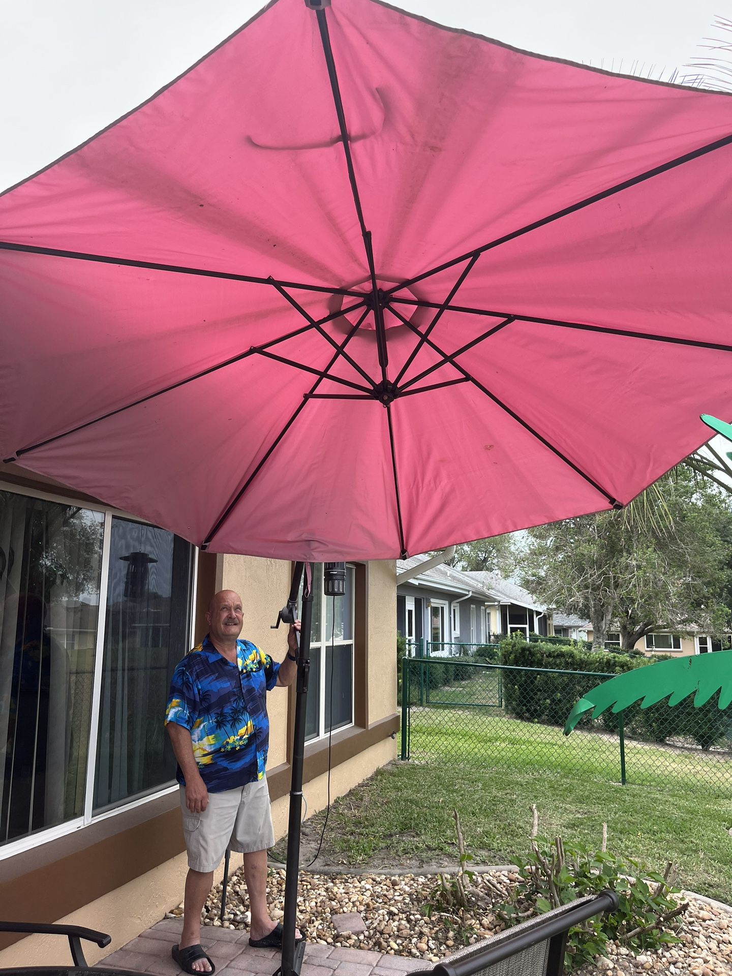 Cantilever Patio Umbrella 