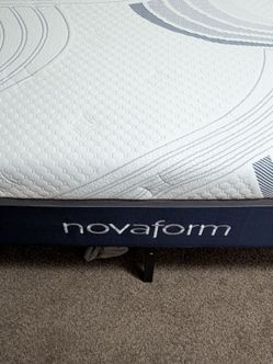 Full bed w/ frame