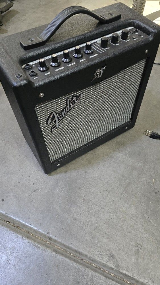 Fender Guitar Amp