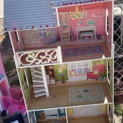 Doll house