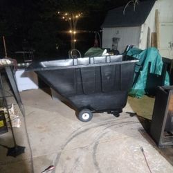 LARGE TOUGH GUY DUMP CART