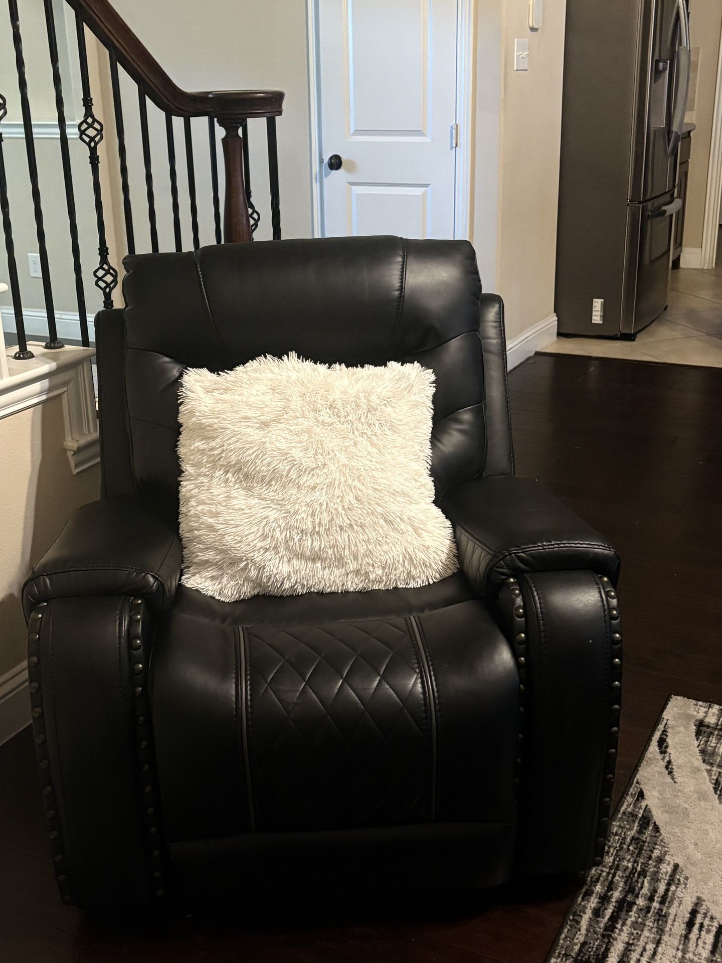 2 Couches 1 loveseat/Rocking Chair