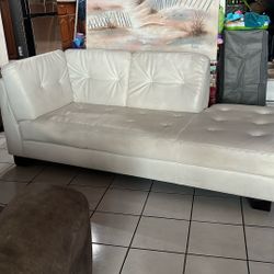 White Fauces Leahther Foldable Couch Sleeper Sofá Muy Buenas Condiciones