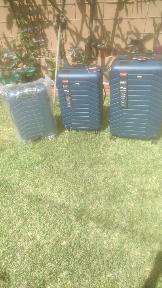 Three-piece Brand New Luggage Set