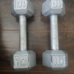 Pair Of 10lb Cast Iron Hex Dumbells