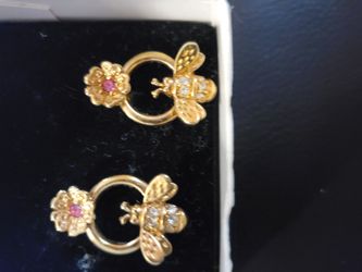 Aretes de avon