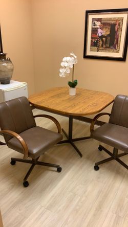 Table and 2 chairs set