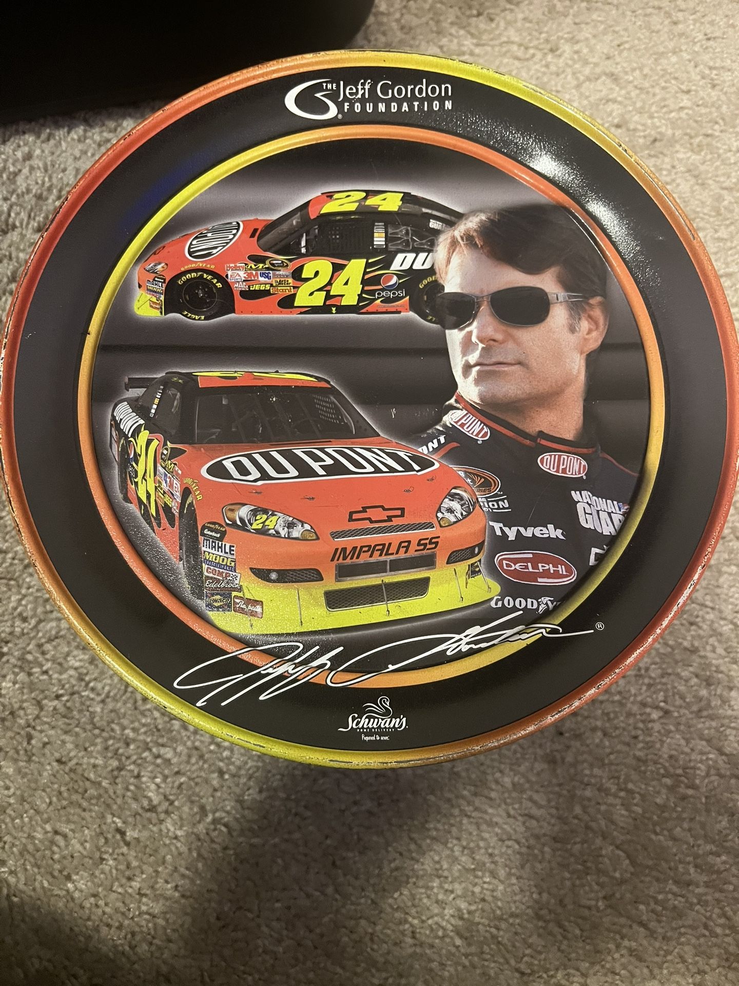 Collectible Jeff Gordon Tin