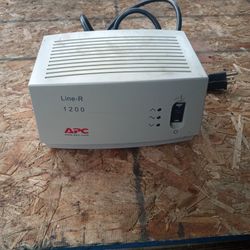 Line-r-1200 APC https://offerup.com/redirect/?o=V3d3LkFwYy5Db20= Power Supply