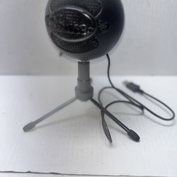 Blue SnowBall ICE Microphone Black A00122 Podcast Mic Gaming Mic Built In Tripod