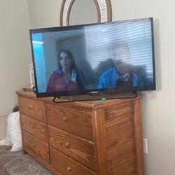 Element 40’ TV w/ Fire Stick 