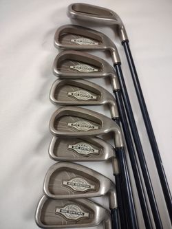 Callaway Big Bertha R/H Irons 2-9