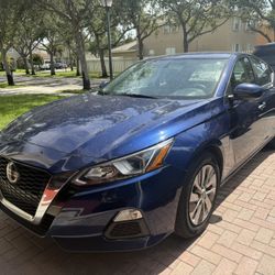 2020 Nissan Altima