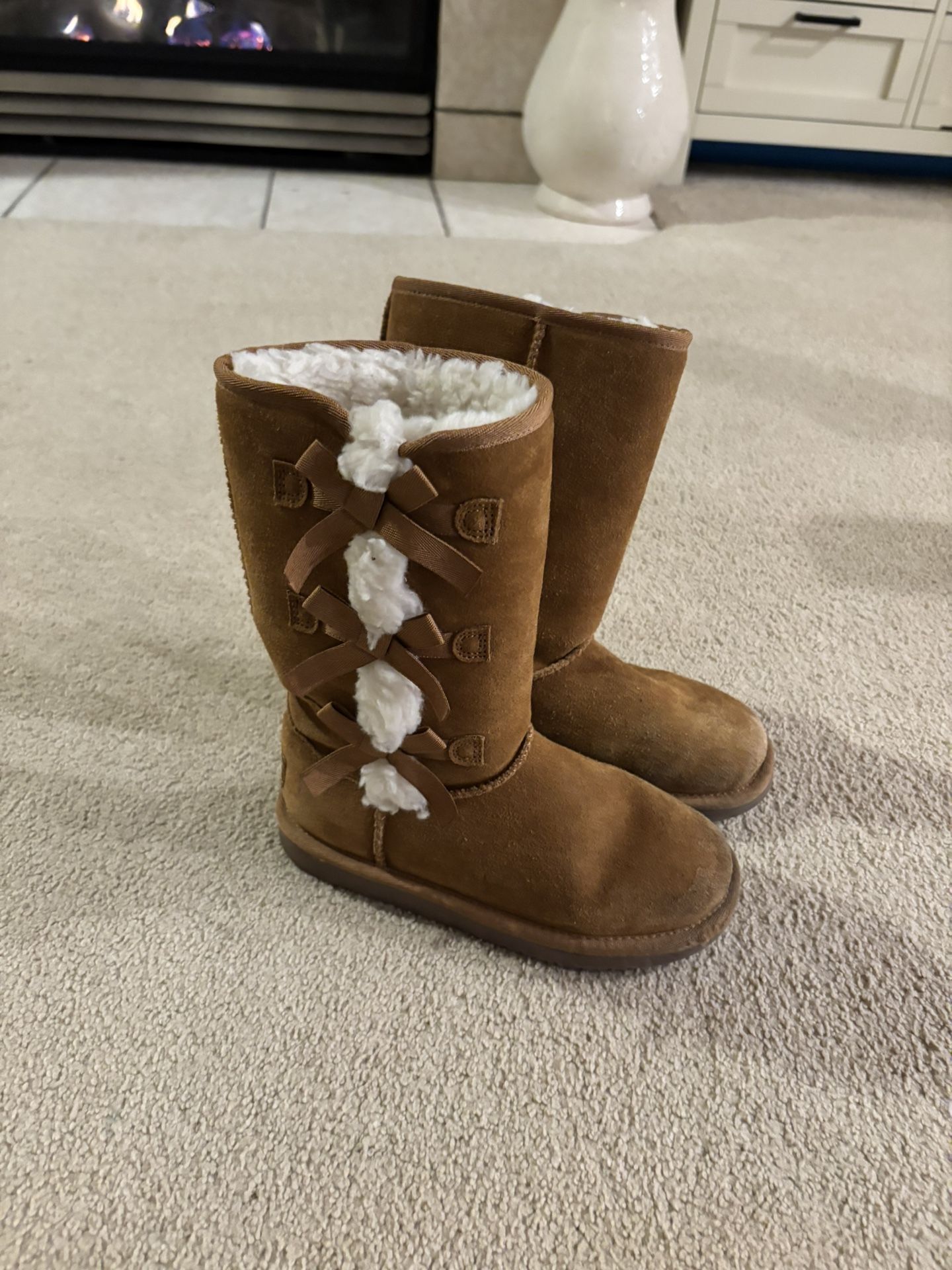 Koolaburra By Ugg Girls Boots Size 1
