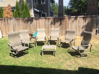 Tripitone set of patio chairs