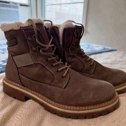 Women’s Hiking Boot 🥾 
