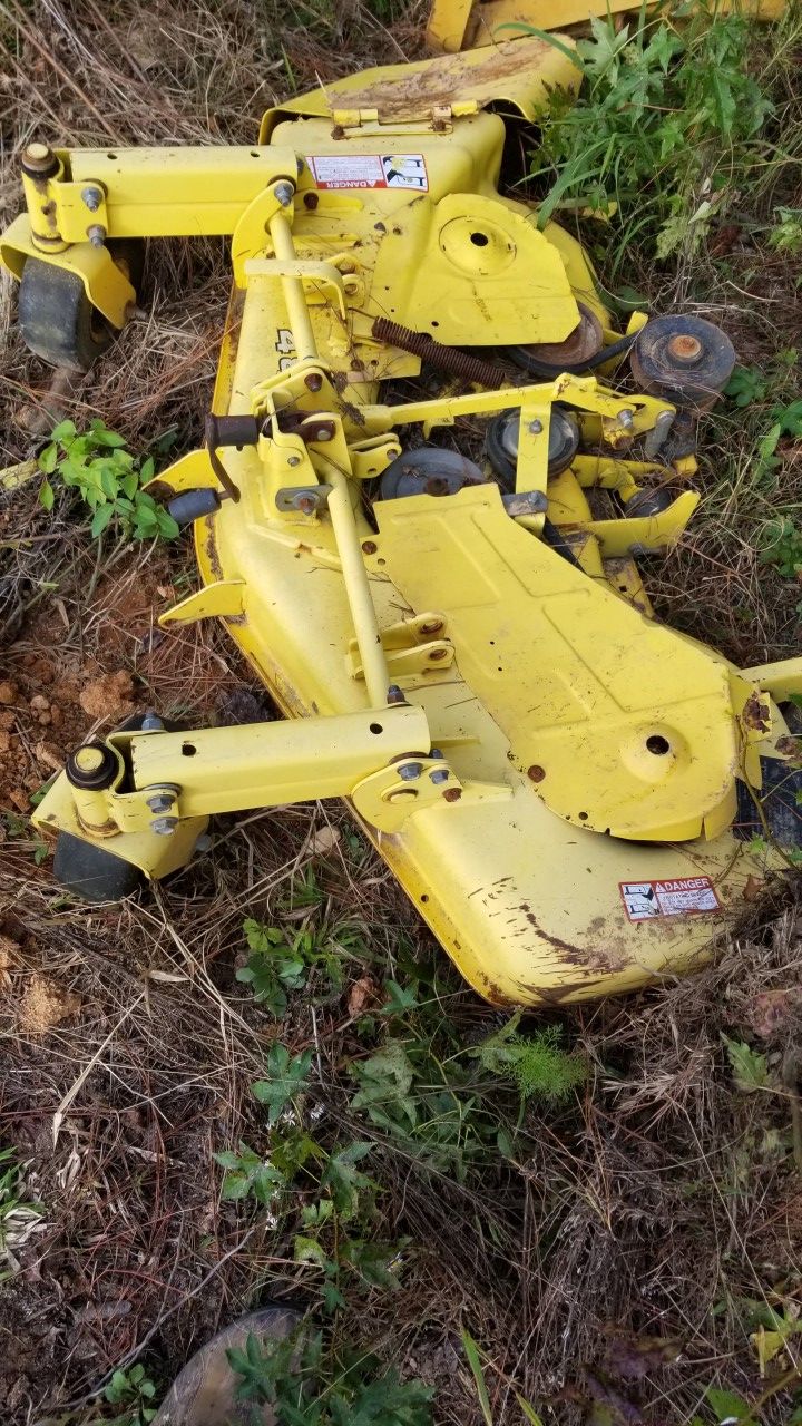 John Deere F525 48" Front Mower Deck for Sale in Gray Court, SC OfferUp