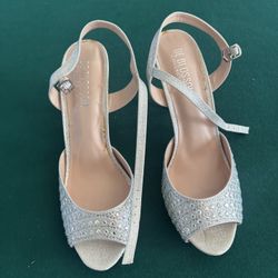 De Blossom Silver Glitter Rhinestone Heels Women’s Ankle Strap Size 10