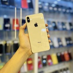 IPhone Xs Max Unlocked / Liberado 👌 (Different Colors Available)