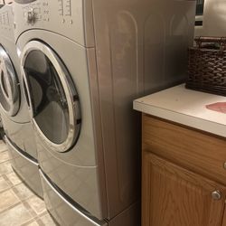 GE Electric Dryer – Works Great – Available Till 01/20