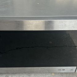 LG Microwave 