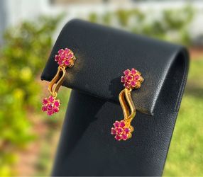 Jewelry Art-Deco 22k solid yellow gold double flower shape set wave ruby 1.00CTW stud screw earrings