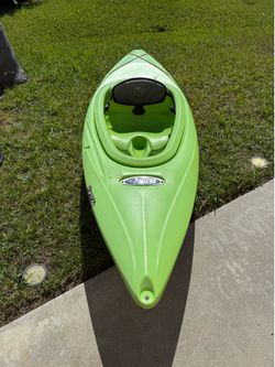 Pelican Vortex 80X Sit-In Kayak - 8ft (Lightweight / Fits in SUVs)