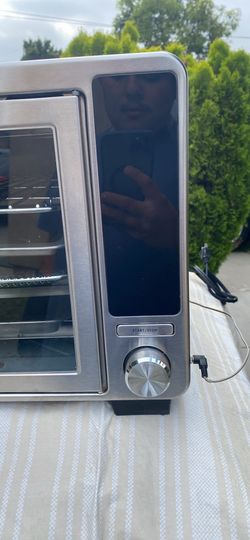 Gourmia gray air fryer and Toster oven model GTF7(contact info removed)W