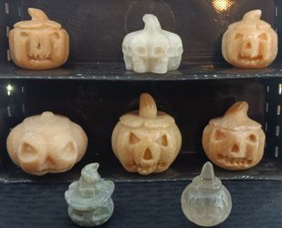 Basket Of Crystal Pumpkin Heads