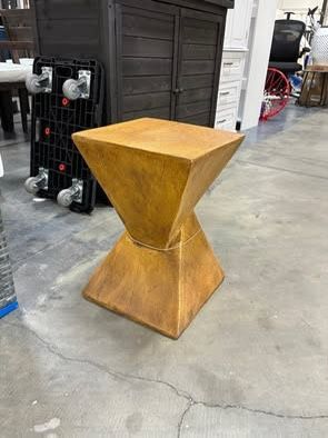 New Modern End Bedside Table, Small Coffee Table, Side Table with Open Storage, Minimalist Couch Tab