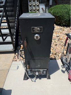 Propane smoker