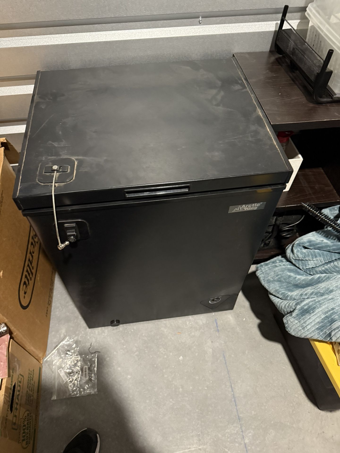 Arctic King Chest Freezer 