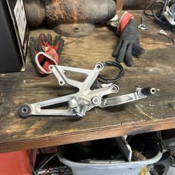 Aprilia rsv4 brake lever rearset