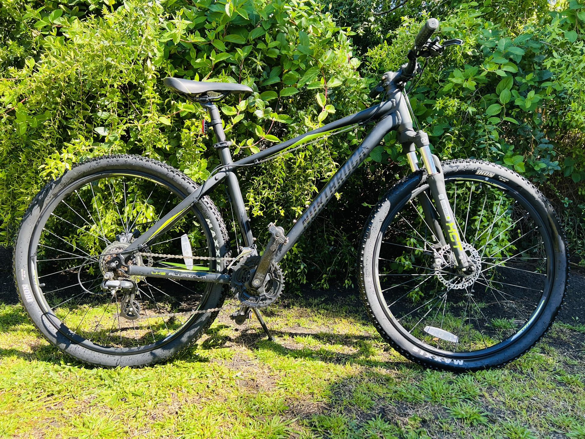 NEW MOUNTAIN BIKE $500