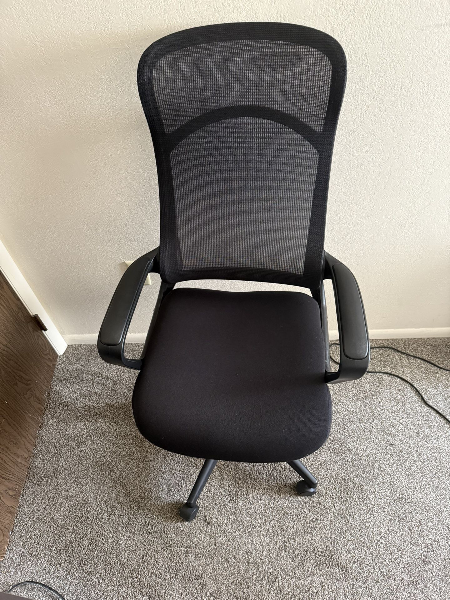 office/gaming chair.