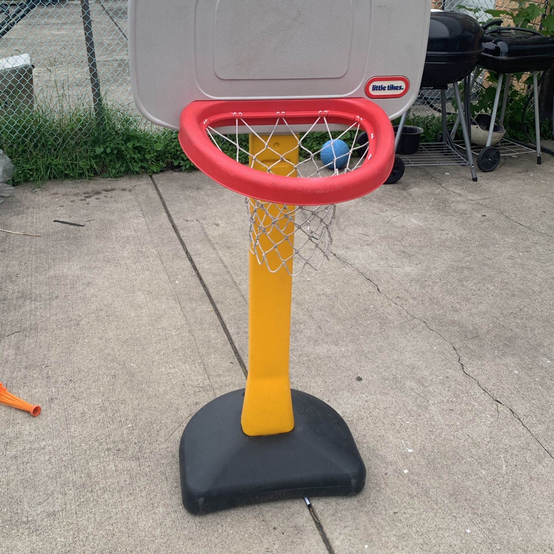 Kids Basketball Hoop