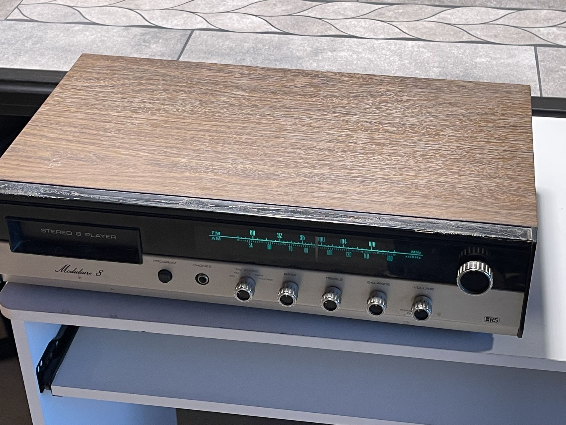 Realistic Model 12-1404 8 Track Modulaire AM/FM Stereo Receiver