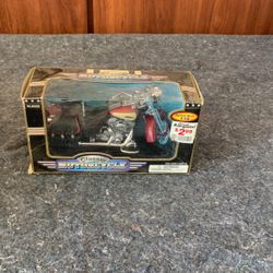 Classic Motorcycle 1:13 Scale 