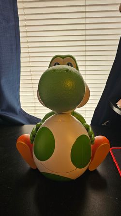 Yoshi popcorn bucket