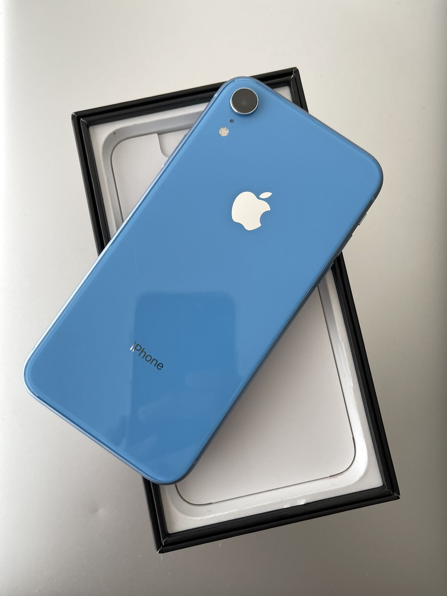Iphone XR Blue 64GB ANY CARRIER