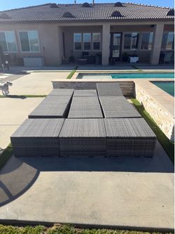 Pool Lounges