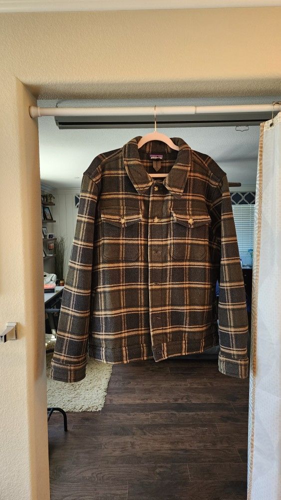 Patagonia 100% Wool MELTON Trucker Large