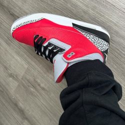 Jordan 3. Size 10 