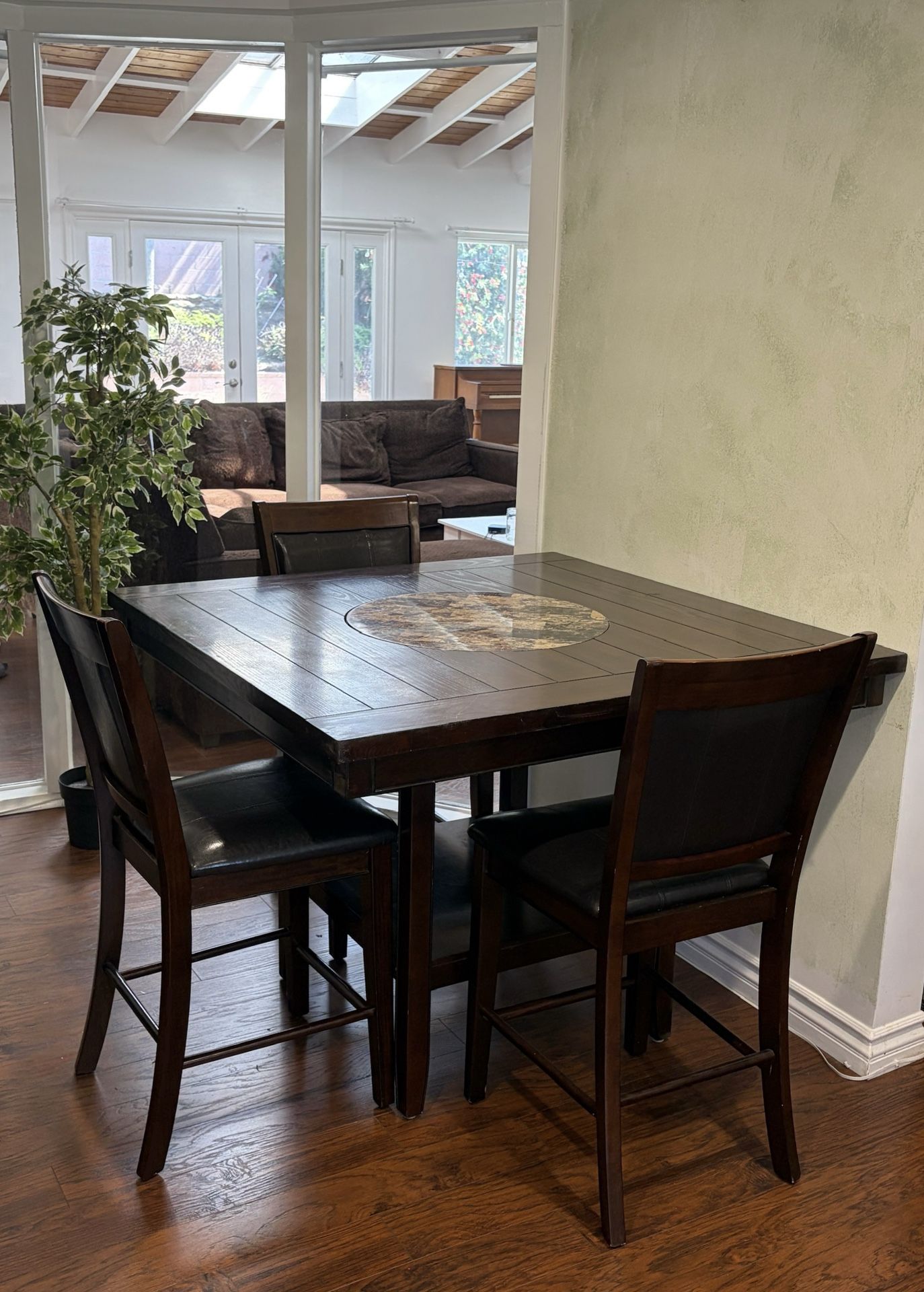 Table With Lazy Susan + 3 Chairs