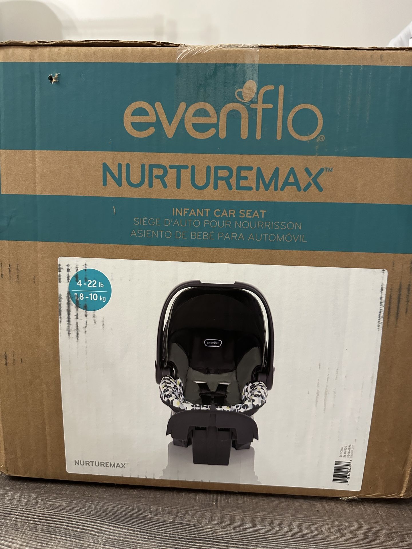 Brand new infant car seat For Sale
