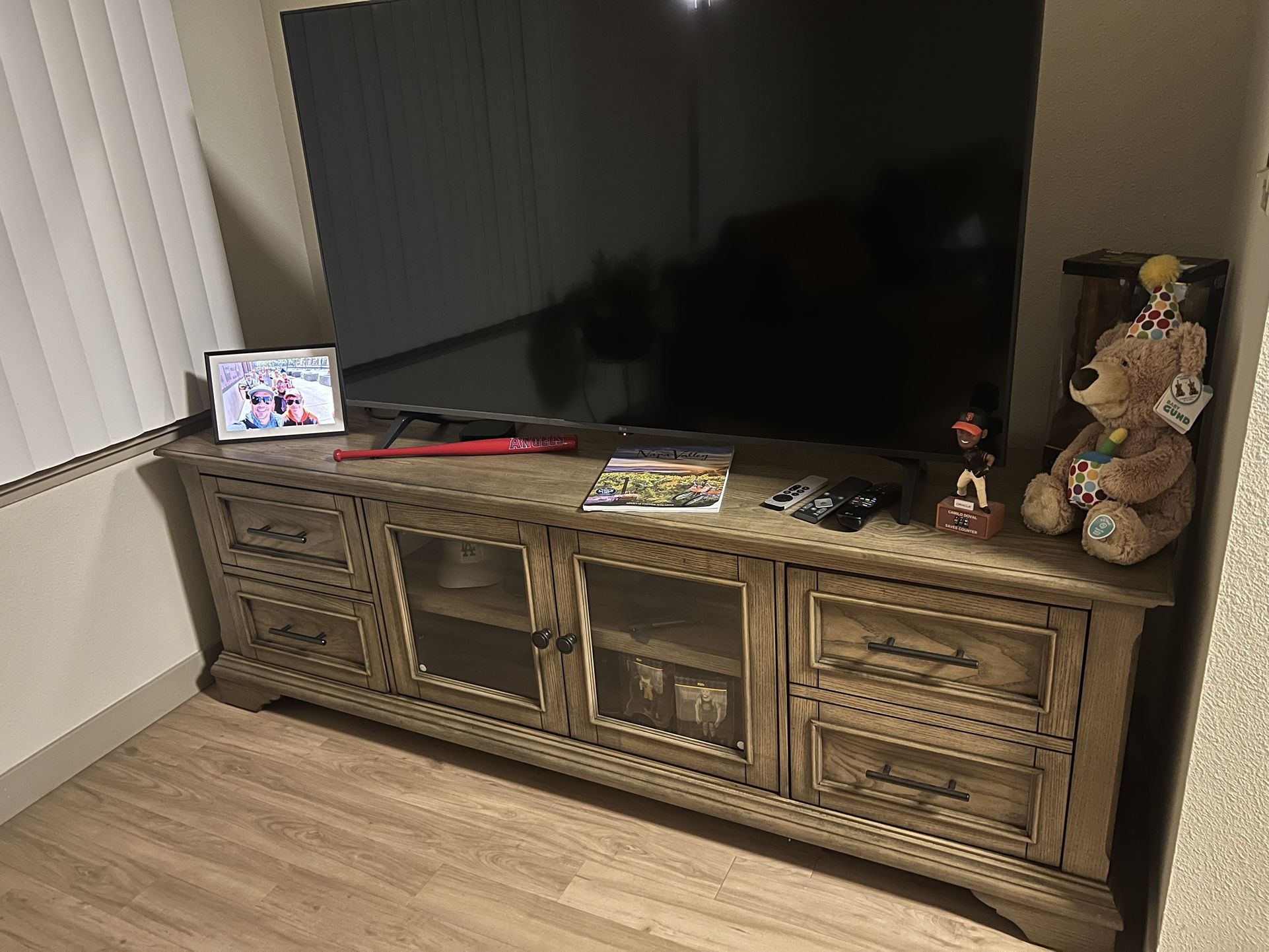 TV Furniture Table 